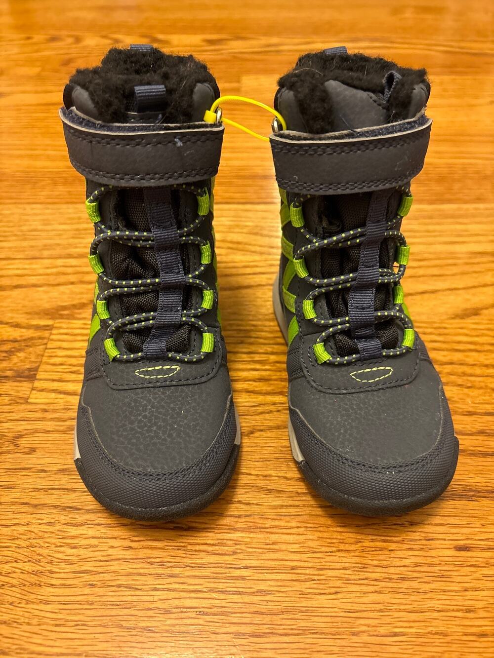 Merrell Kids Winter Boots Size 7 NWOB